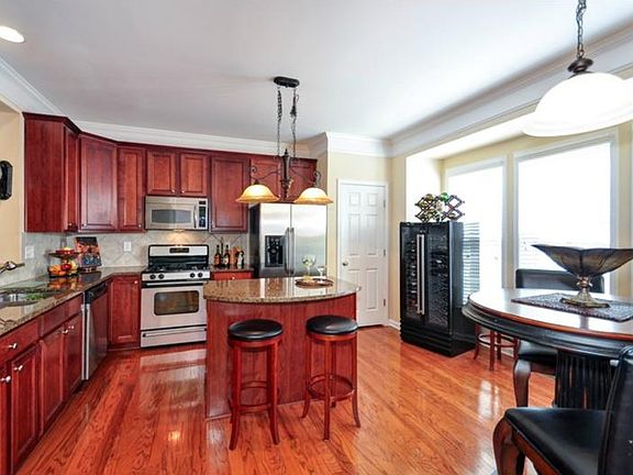 4th image of 4617 Wehunt Commons Dr SE