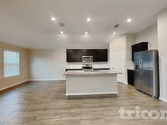 4th image of 9125 Nevis Dr