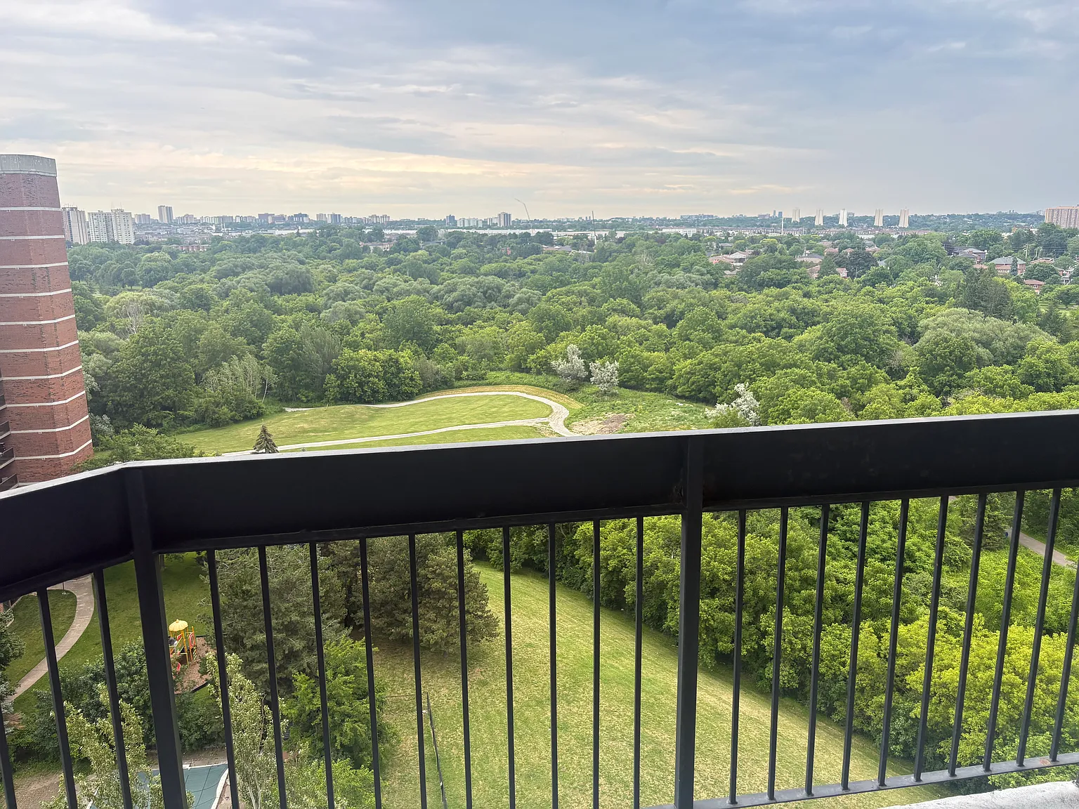 Albion Rd, Toronto — Photo 1