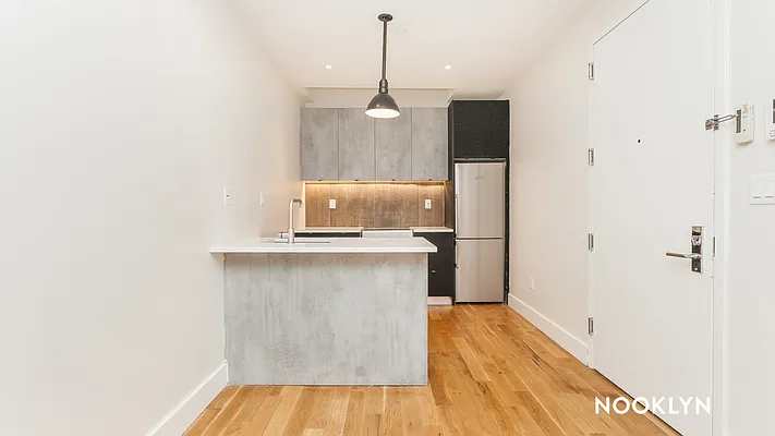 Rented by Nooklyn NYC LLC | media 19