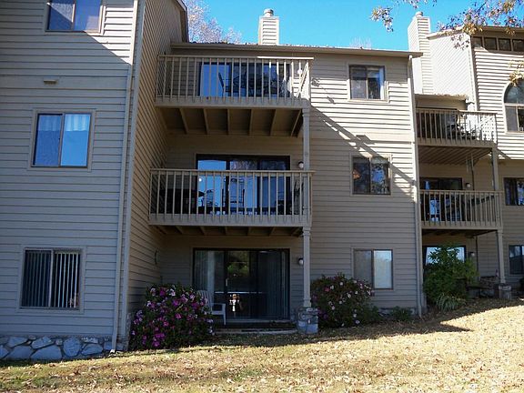 5th image of 349 Shoreline Marina Cir Unit 103