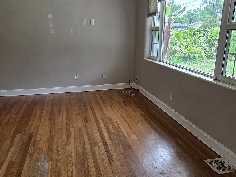 2717 Jamie Cir — Photo 4