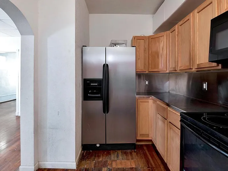 521 N Dixie Hwy — Photo 25