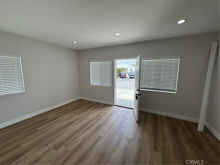 10404 Fortrose Ct — Photo 4