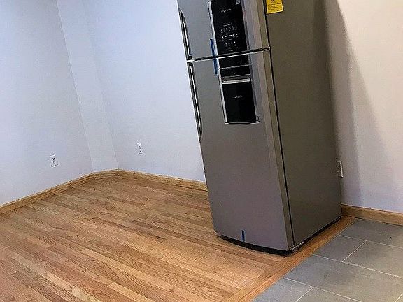3rd image of 90 Madison St #5A