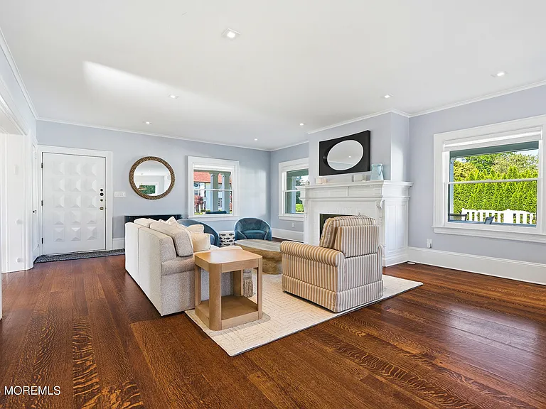 125 Cedar Ave — Photo 21