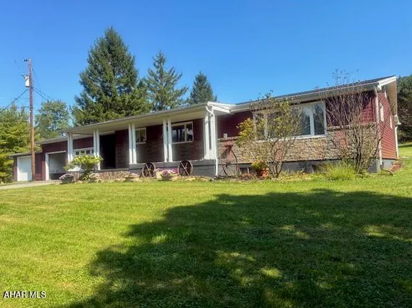 116 Gummo Ln, Hollidaysburg, PA 16648