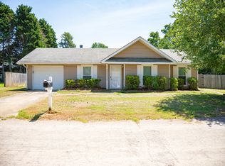 20 W Independence Cir, McDonough, GA