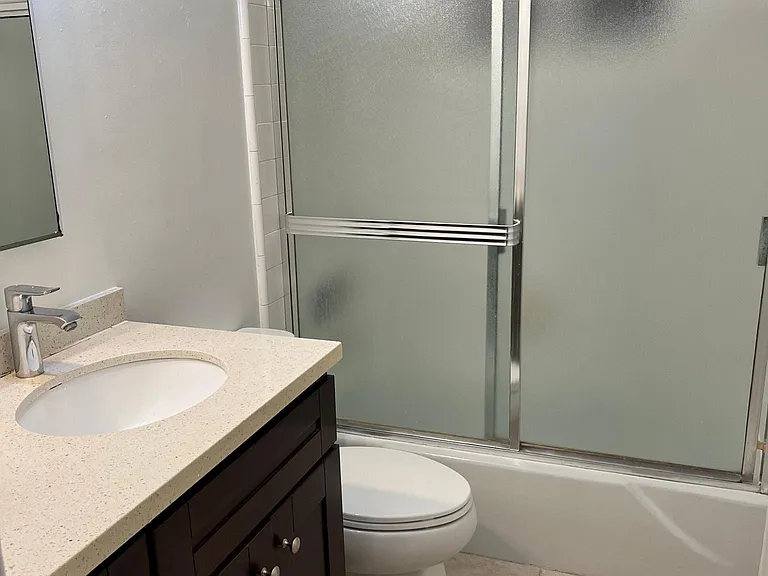 502 N Ditmar St #B — Photo 14