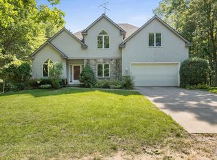 10697 Luce St, Zeeland, MI 49464