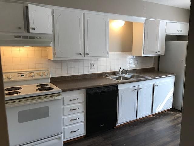 2nd image of 6019 Knox St