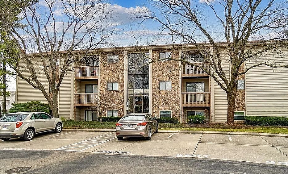 1st image of 9580 Cornell Ln #30