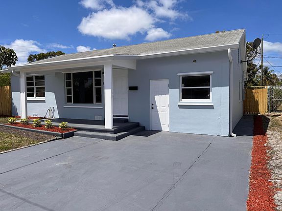2nd image of 821 S F Street