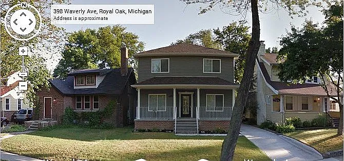326 Waverley Ave photo 1