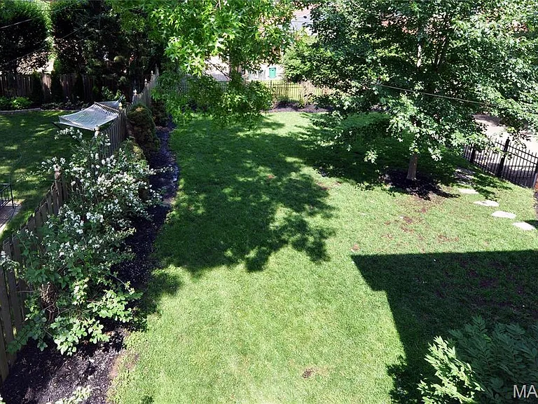 937 S Bemiston Ave — Photo 33
