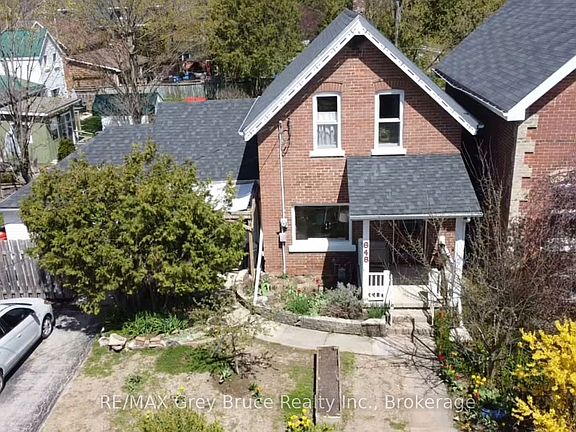 3rd image of 648 9th St E