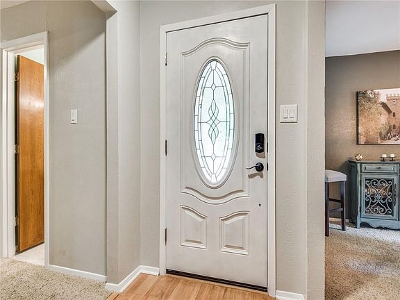 4th image of 2506 Willowgate Ln