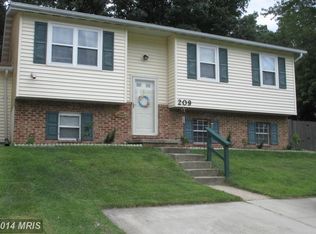 209 Scotts Manor Dr, Glen Burnie, MD 21061