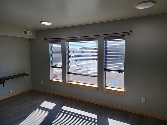 4th image of 280 E Lorene St #9202