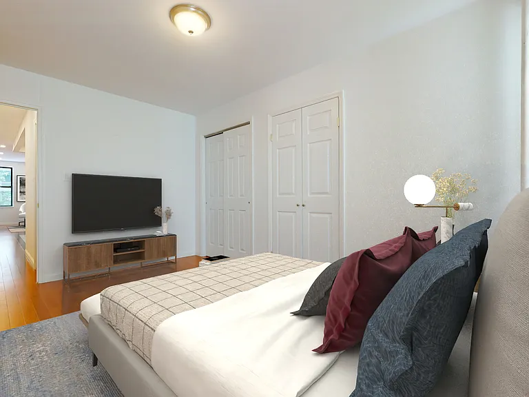 1413 2nd Ave #4 — Photo 3