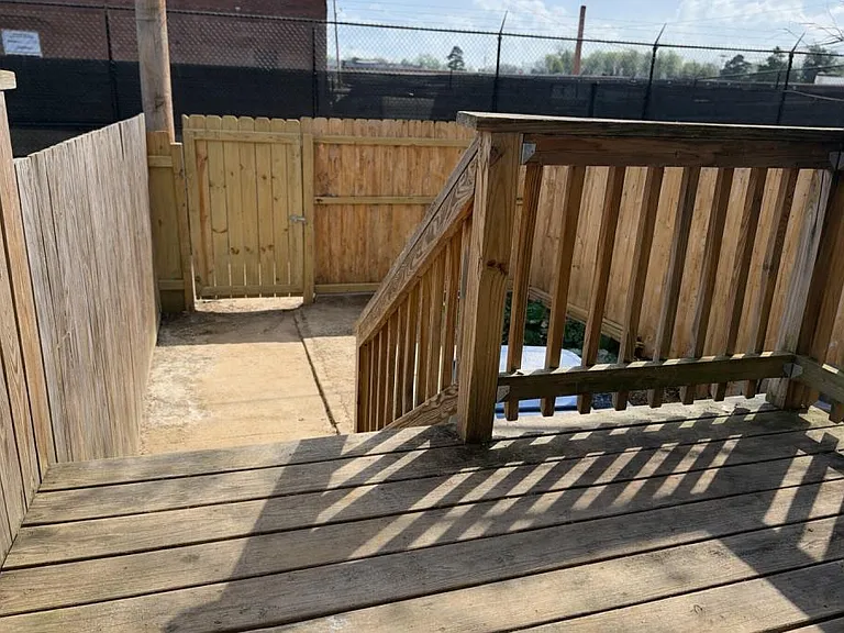 2815 W Mulberry St — Photo 17