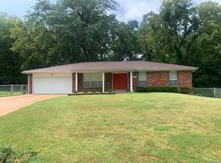 6967 Singingwood Ln, Saint Louis, MO 63129