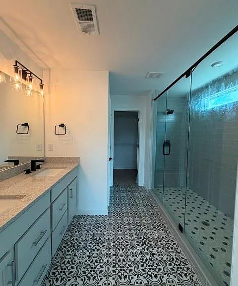 48 Candlewood Ln — Photo 11