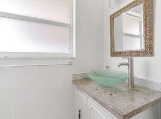 550 Sandpiper Cir, Delray Beach, FL 33445