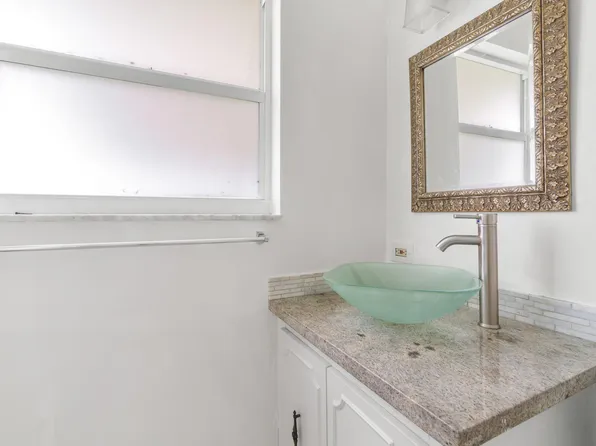 550 Sandpiper Circle, Delray Beach, FL 33445