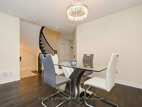 5th image of 561 Petrichor Cres