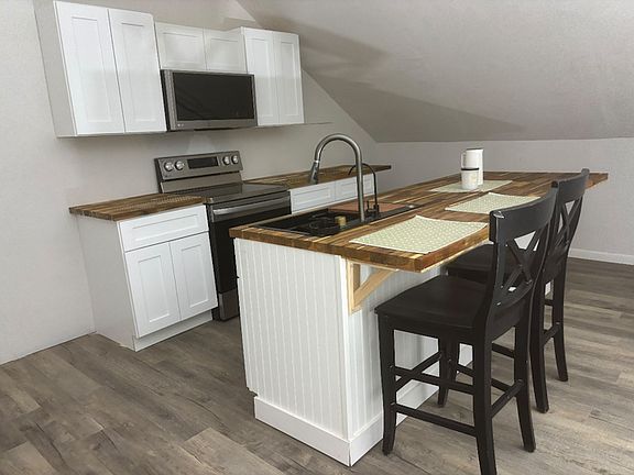 3rd image of 15328 SE 61st Terrace Rd #3