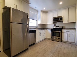 8907 Clifton Way, Beverly Hills, CA 90211