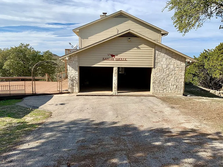 305 State Highway 46 — Photo 1