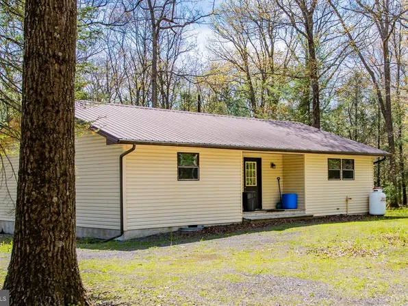 365 Nittany Ridge Rd, Mill Hall, PA 17751
