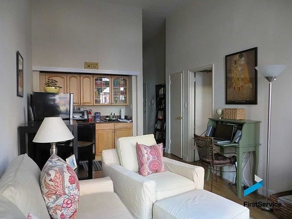 2nd image of 44 W 89th St APT 1A