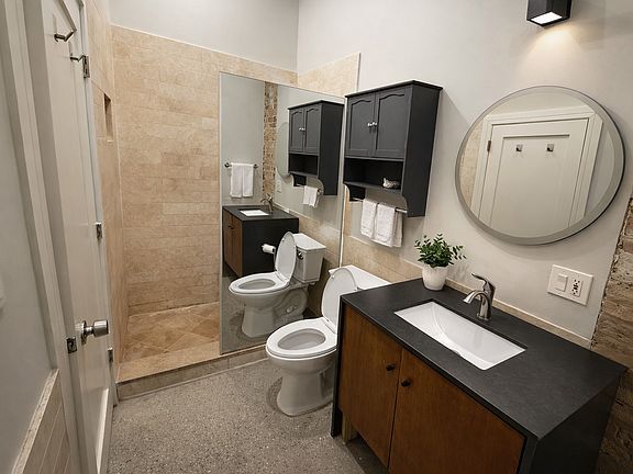 4th image of 1659 W Ogden Ave APT 2C