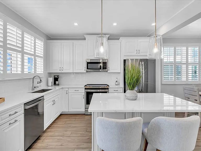12511 Gulf Breeze Ter — Photo 13
