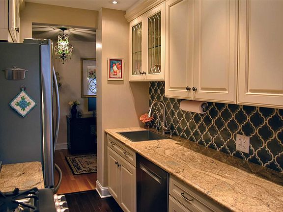5th image of 3 Birchwood Ct APT 3