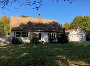462 Little Mohawk Rd, Shelburne, MA 01370