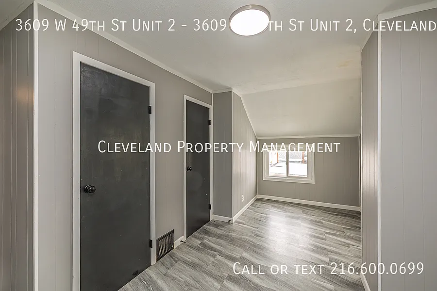 Updated West Side Cleveland Duplex — Photo 2