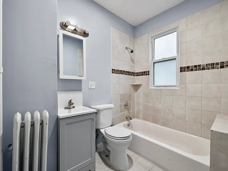 145 E 31st St #1 — Photo 12