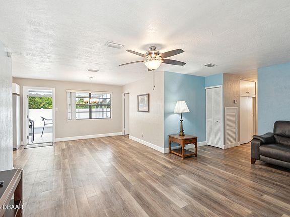 4th image of 63 Benjamin Dr