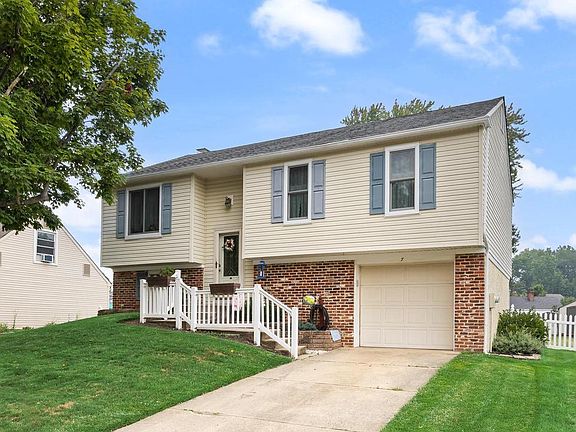 4th image of 7 Bloomfield Dr
