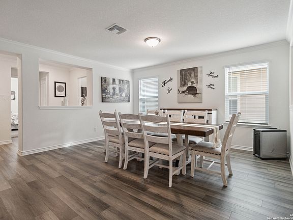 4th image of 264 Deer Crest Dr