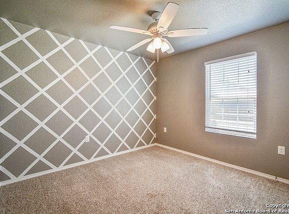 3rd image of 6962 Cozy Run