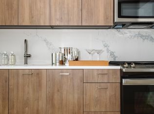 311 11th Ave APT 812, New York, NY 10001