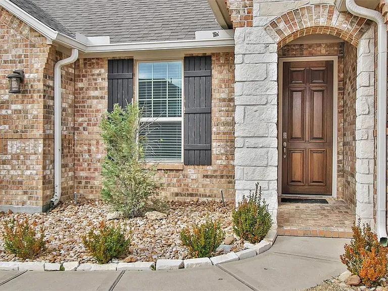10220 Goose Creek Ln — Photo 5