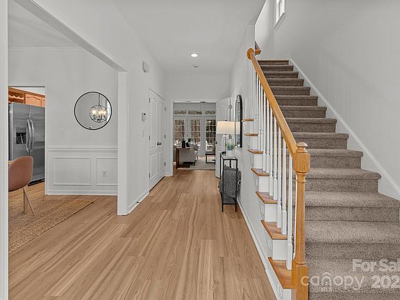 4th image of 7620 Rolling Meadows Ln