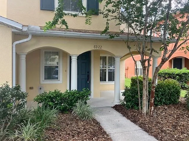 3 bed, 2.5 bath, 1640 sqft, $2,250 — Photo 1