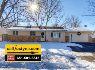 1922 Kingston Ave E, Maplewood, MN 55109